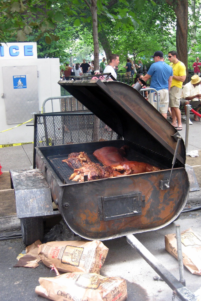 How to DIY Paint a Barbecue